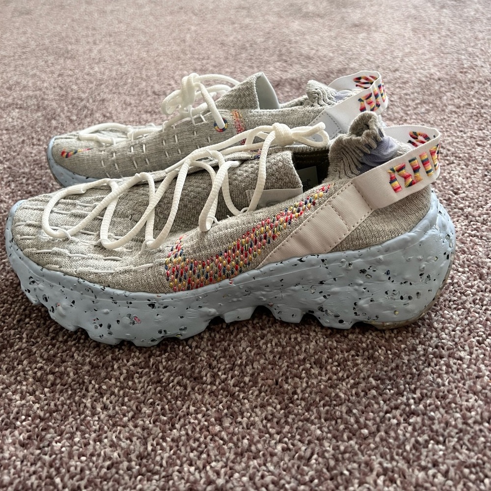New without box, Nike space hippies